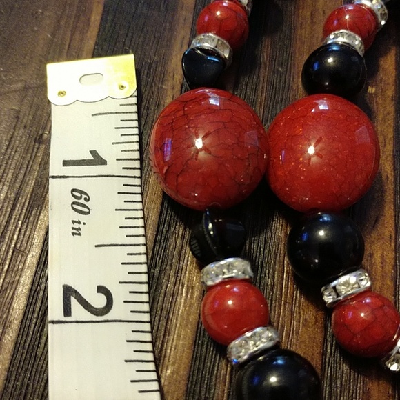 ❎SOLD❎ Handmade Beaded Necklace - Picture 2 of 8